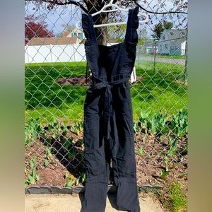 NEW Women’s black Jumpsuit.